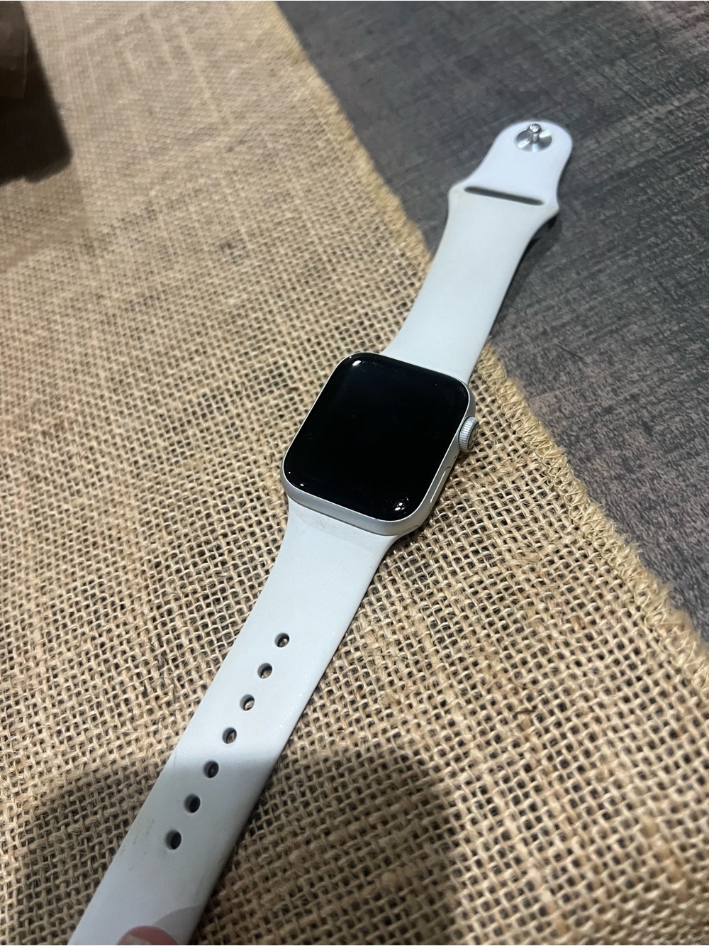 Apple Silver Smartwatch with White Sport Band - Touchscreen Wearable